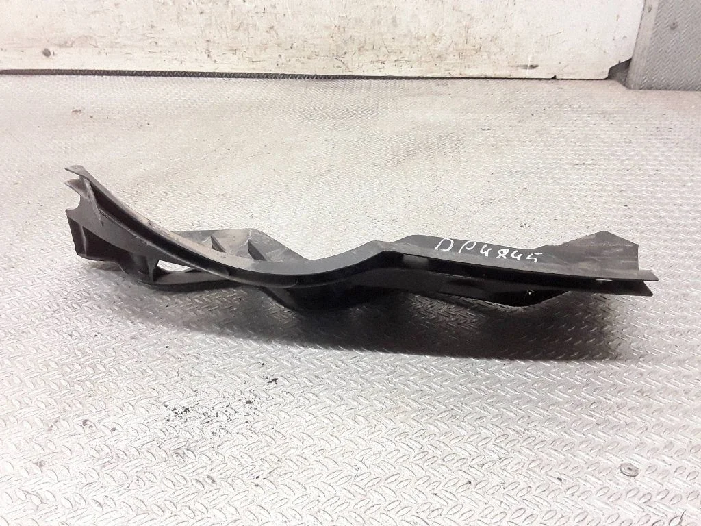 Front bumper mounting bracket – Volkswagen Passat CC (2008-2016)