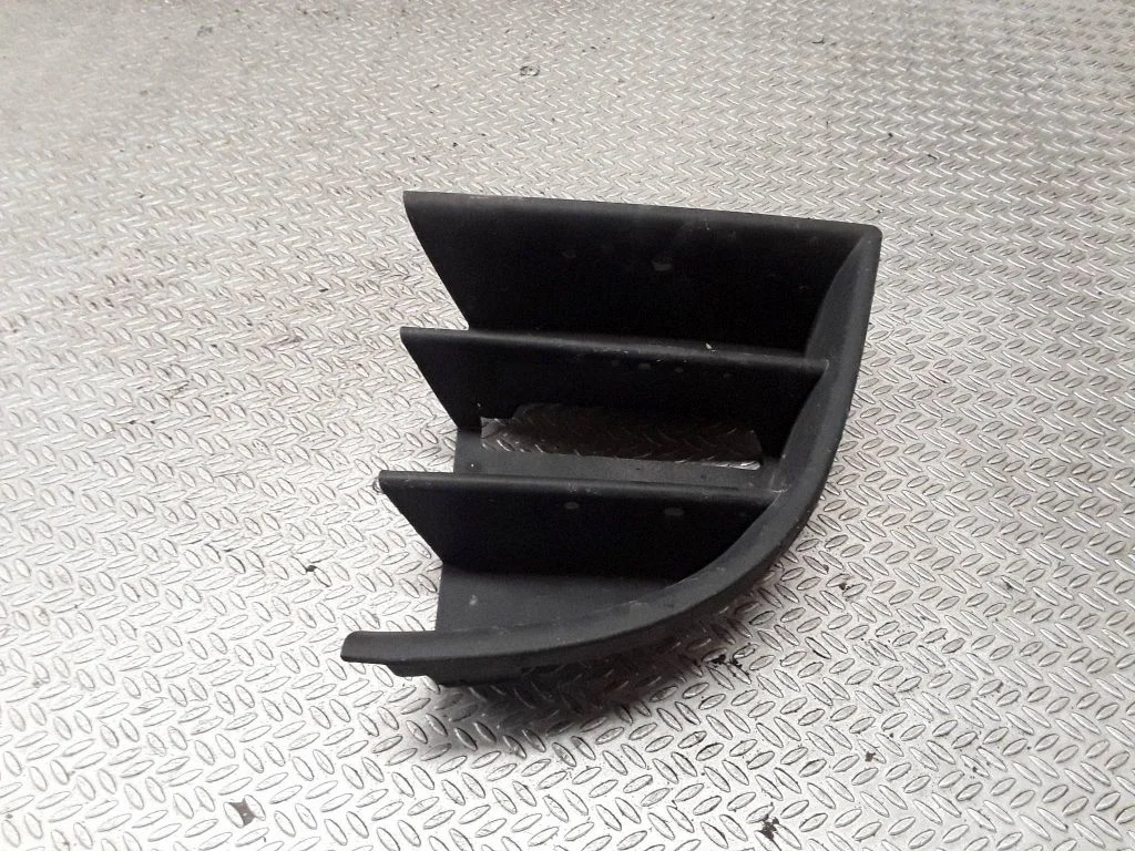 Front bumper lower grill 1Z0853665C