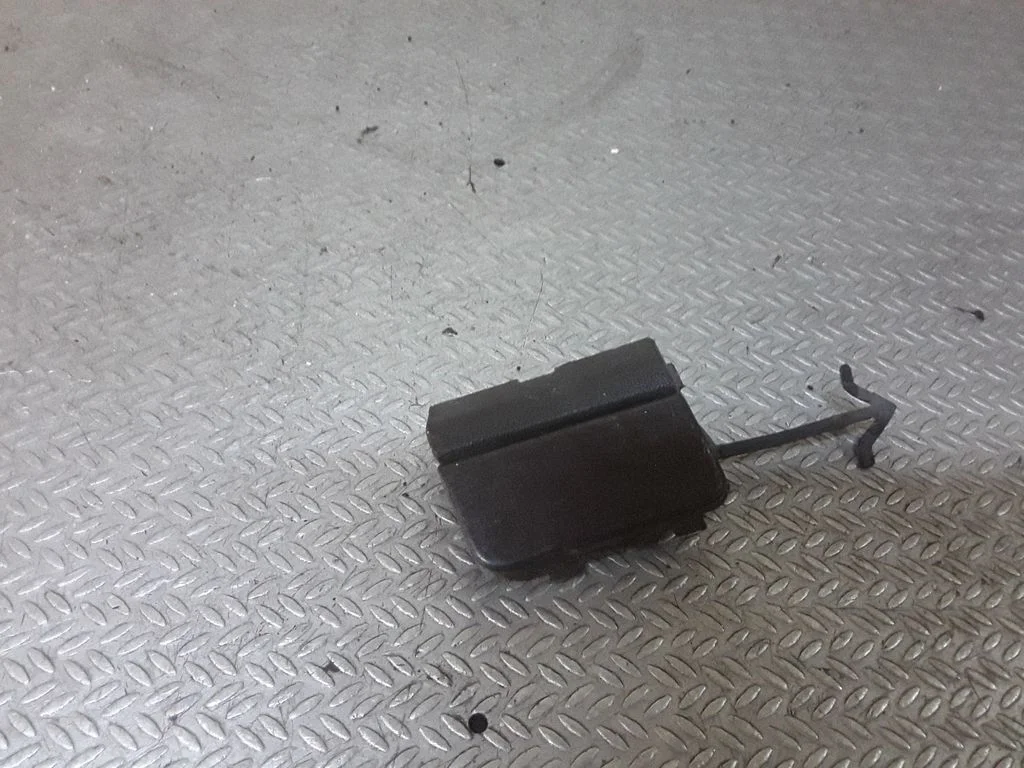 Front tow hook cap/cover 7L6807186