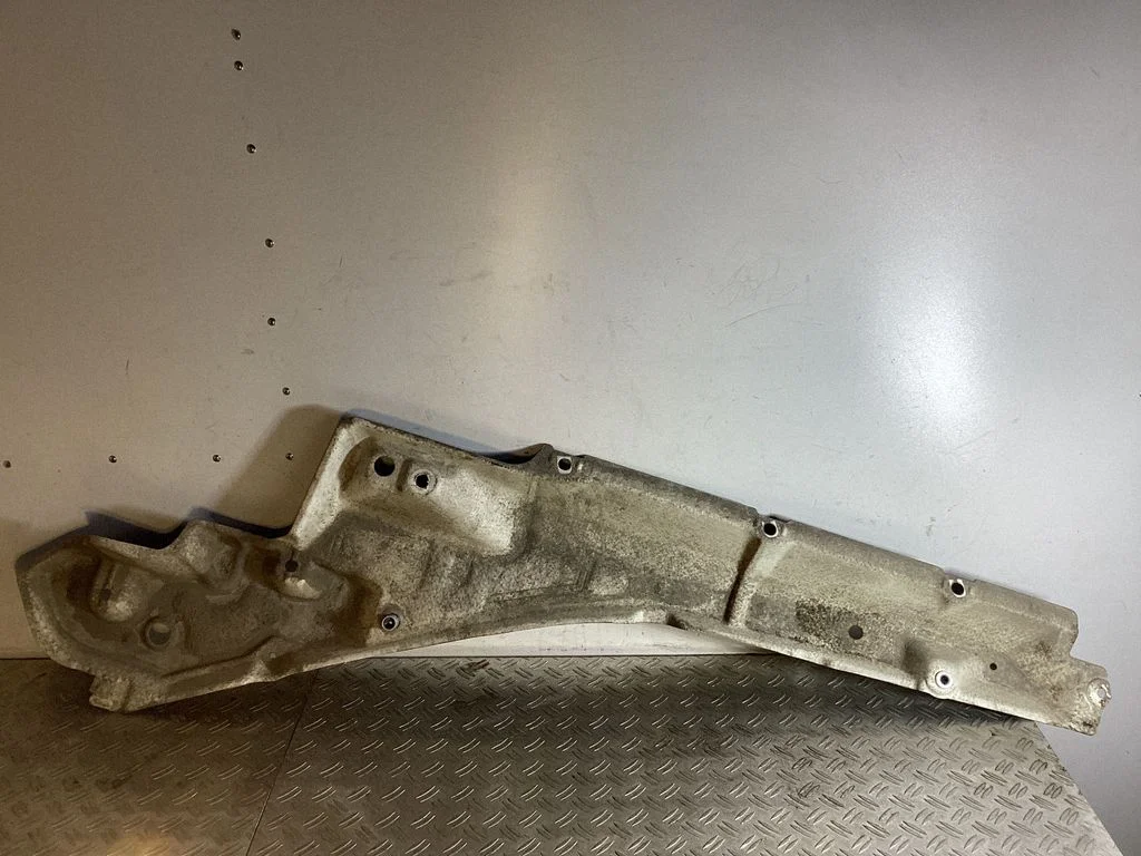 Külgmine põhjakaitse – Lexus NX (2021-)