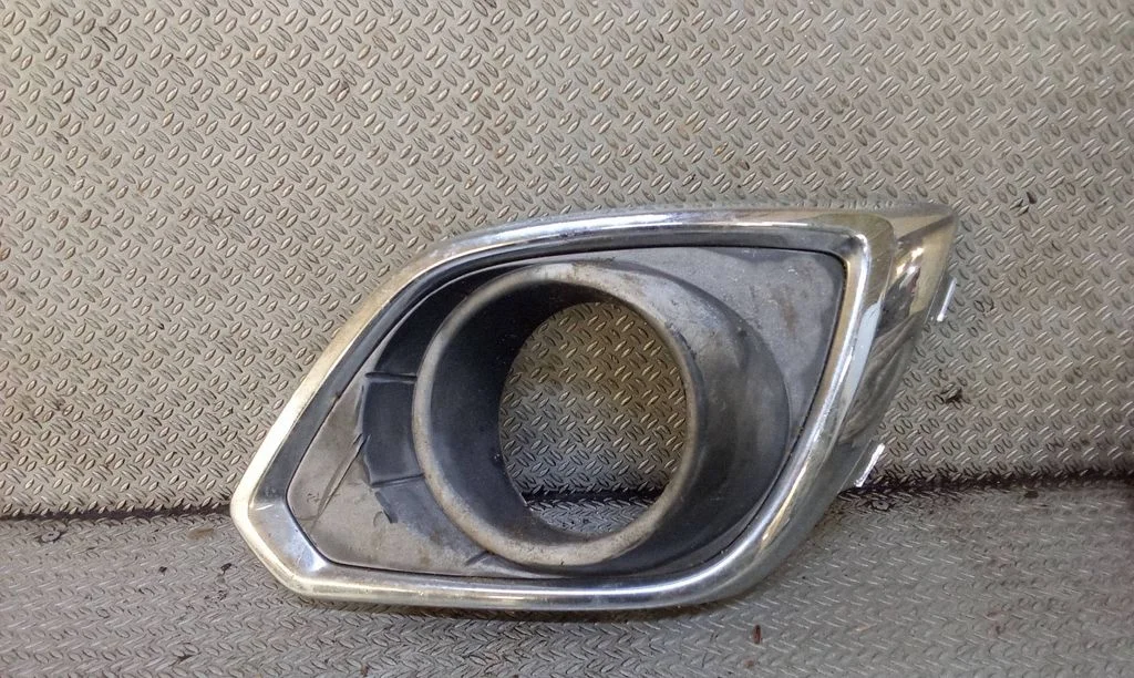 Front fog light trim/grill 25953663