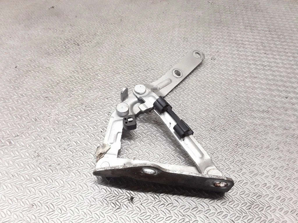 Engine bonnet/hood hinges 7H0823301D