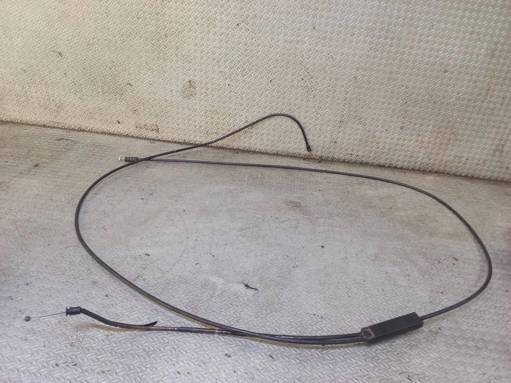 Engine bonnet/hood lock release cable
