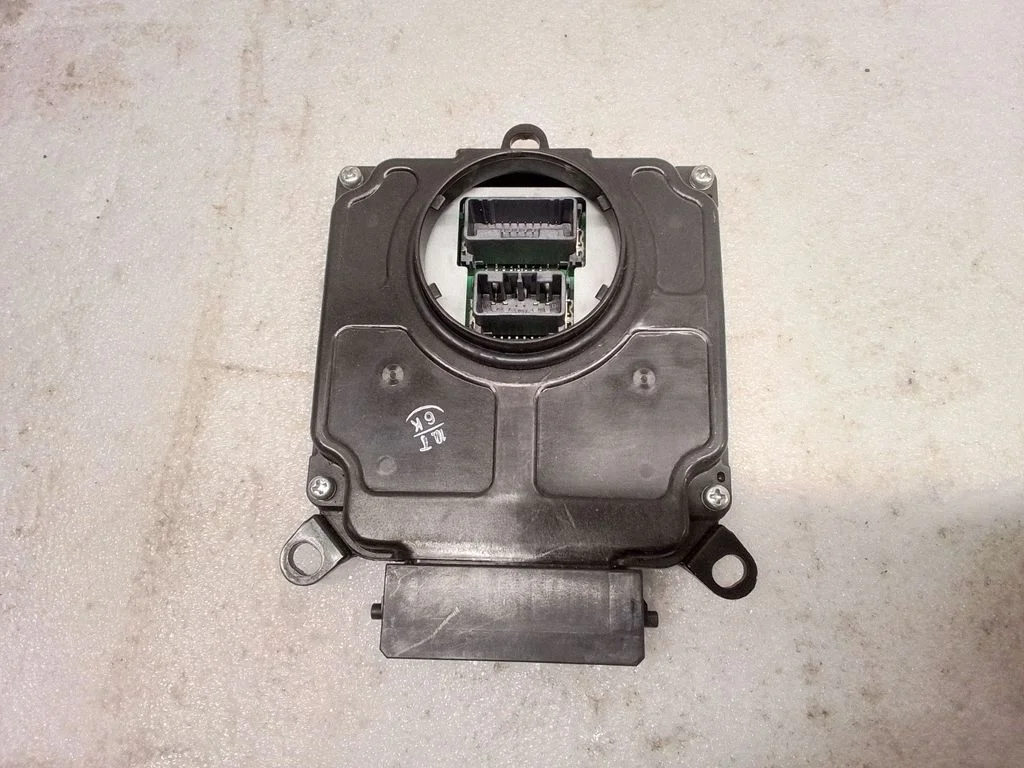 LED-tulede moodul – Lexus RX 450H (2016-)