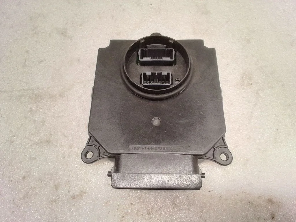 LED-tulede moodul – Lexus RC (2014-)