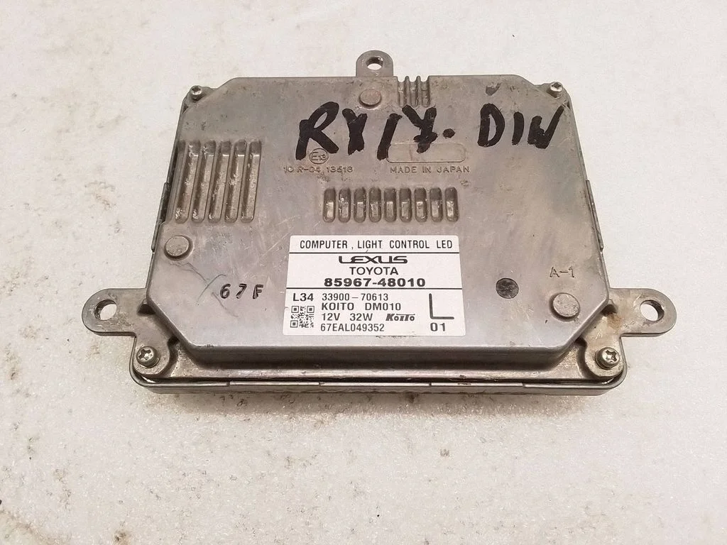 LED-tulede moodul – Lexus RX 450H (2016-)