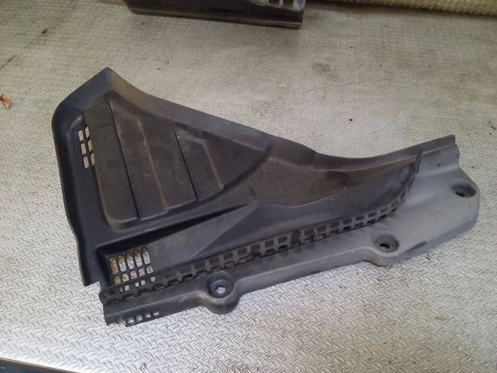 Wiper trim 51717216973
