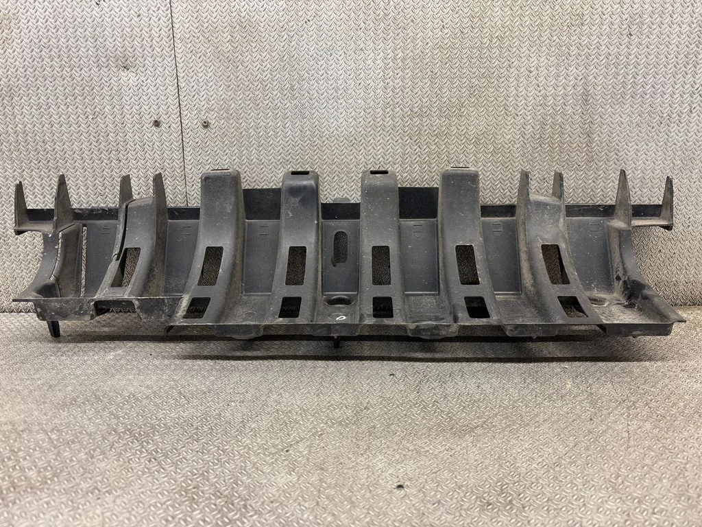 Rear bumper mounting bracket 9682936080
