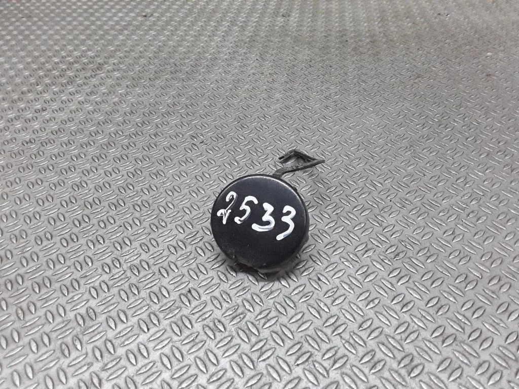 Rear bumper row hook cap/cover