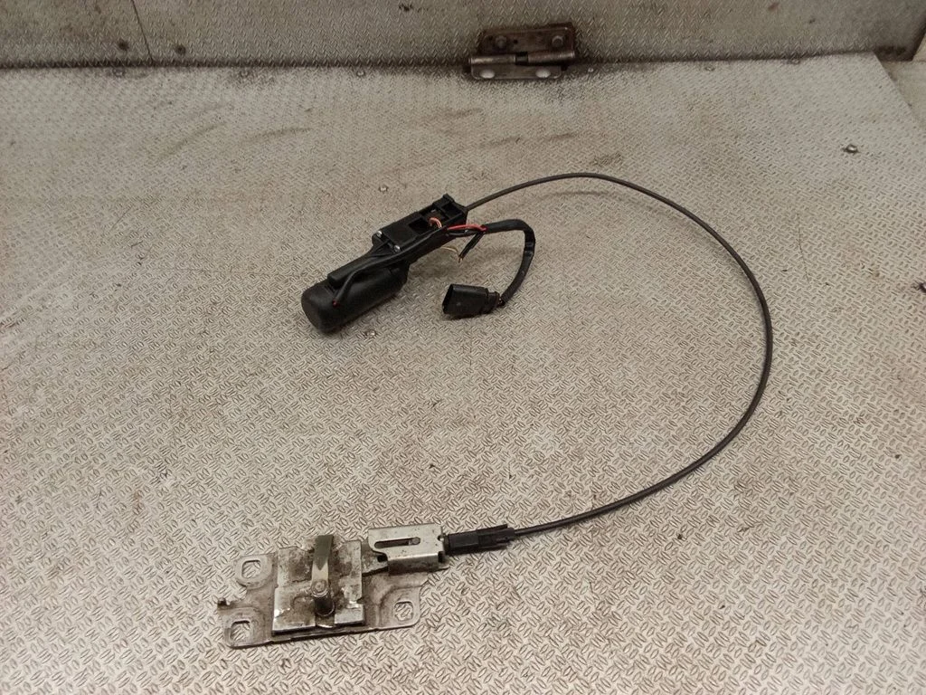 Tailgate/trunk/boot lift motor 4E0827383C