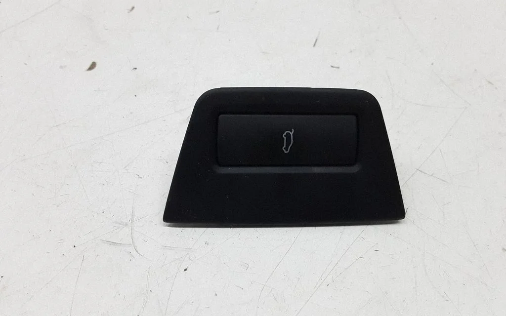 Tailgate/trunk/boot open switch – Audi Q7 4L (2005-2015)