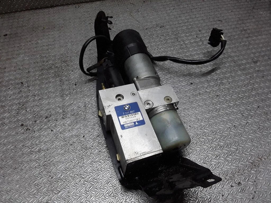 Tagaluugi hüdraulikapump – BMW 5-seeria E60 E61 (2004-2010)