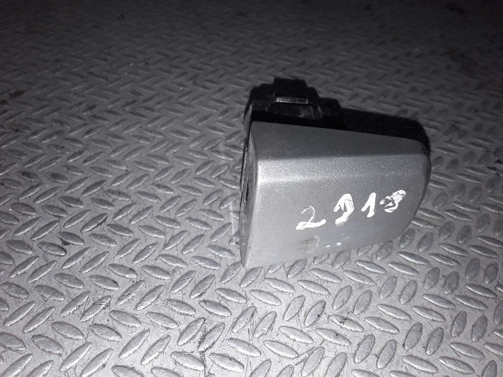 Front door cover/cap – Opel Astra H (2004-2012)