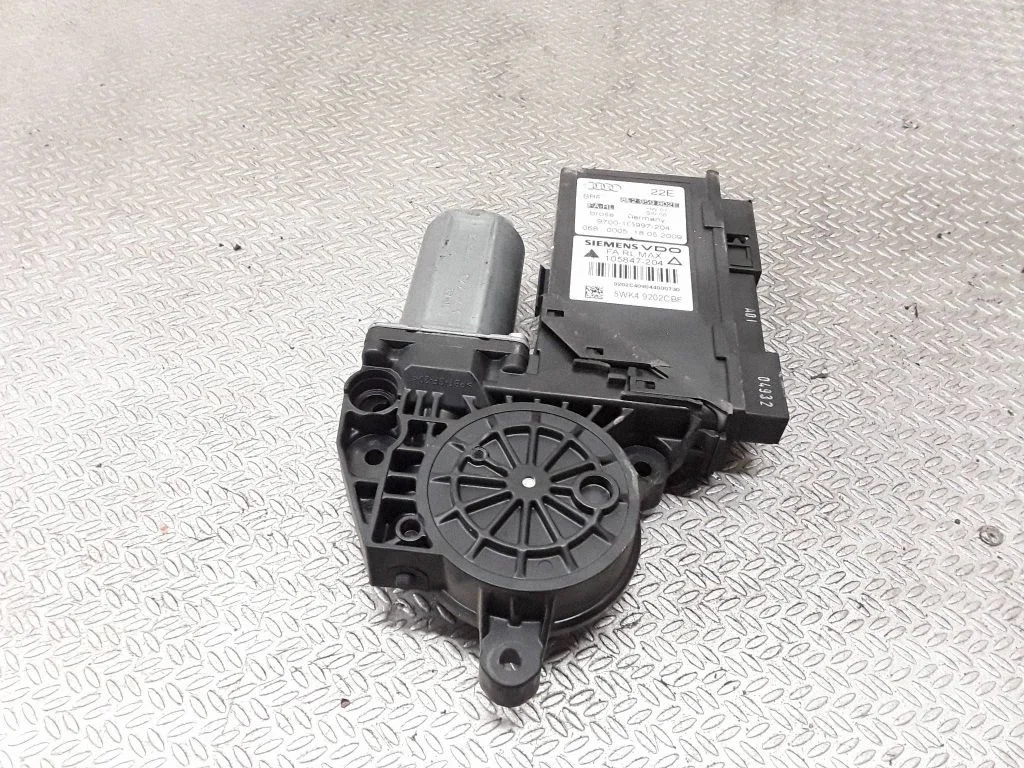 Esiukse aknatõstuki mootor – Seat Exeo (3R) (2008-2013)