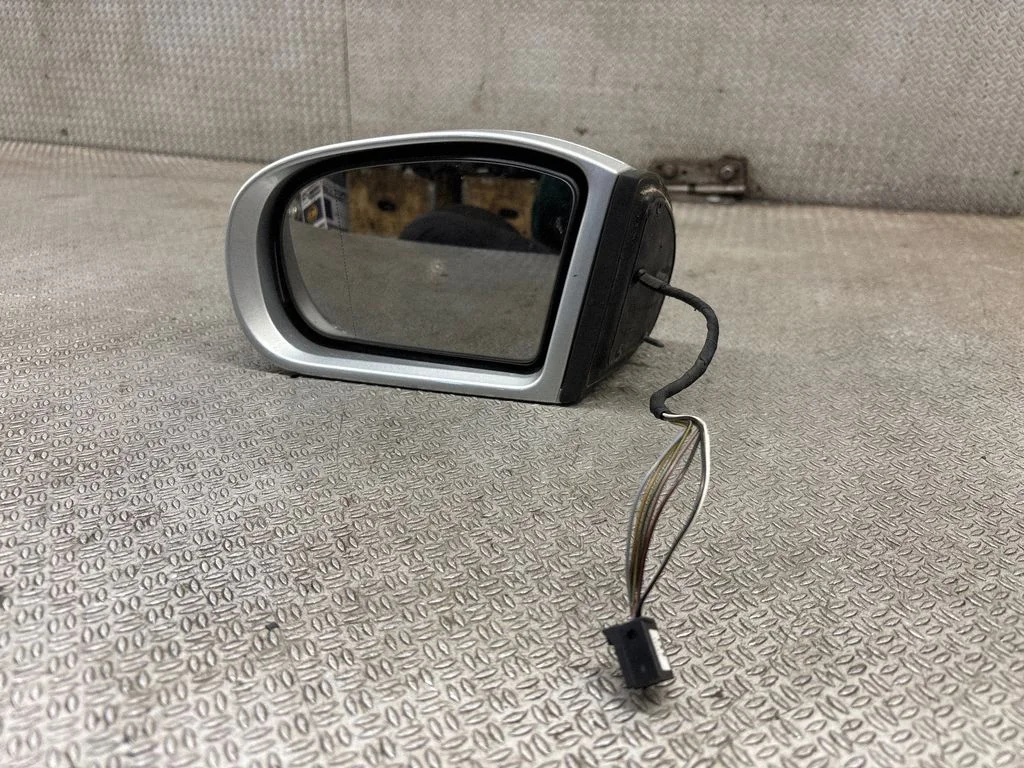 Front door electric wing mirror 413133417