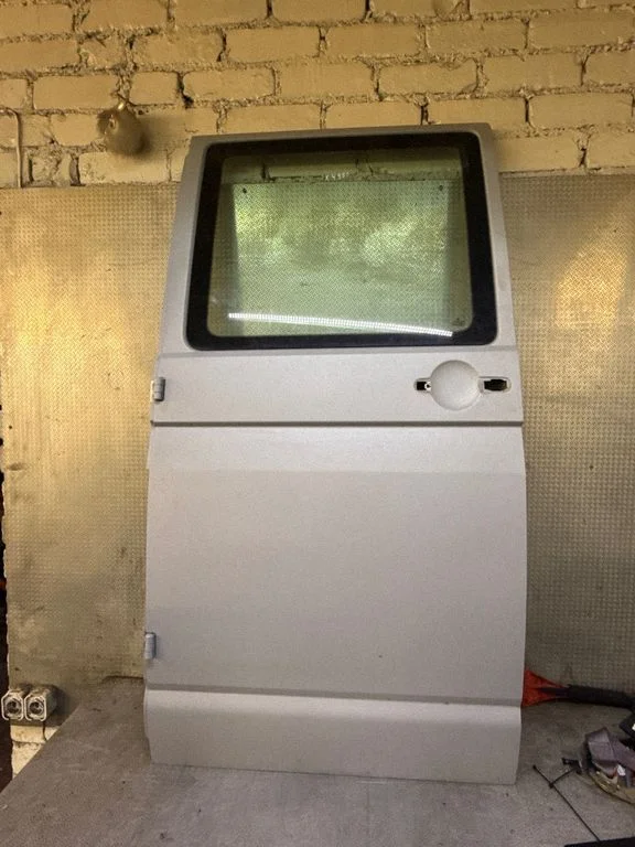 Rear door – left