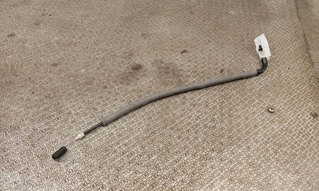 Rear door cable line – BMW 1 Series E81 E87 (2004-2011)