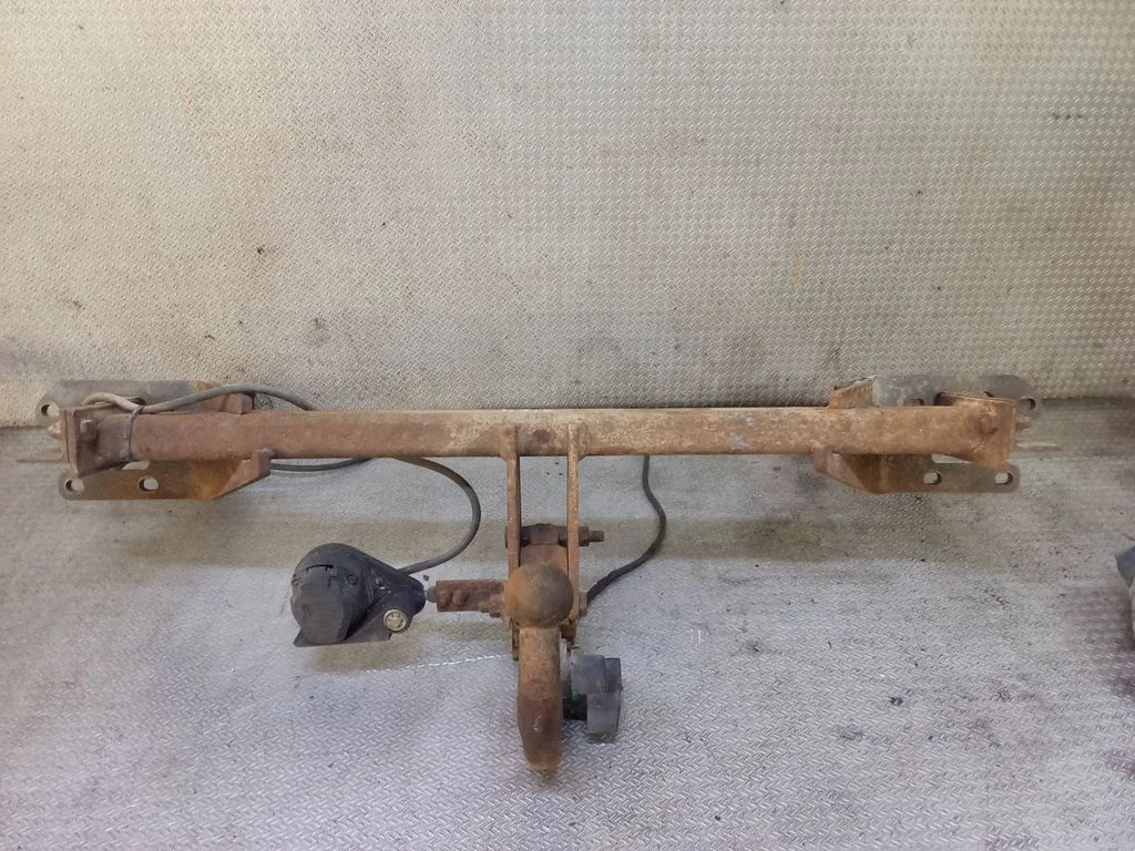 Tow bar set