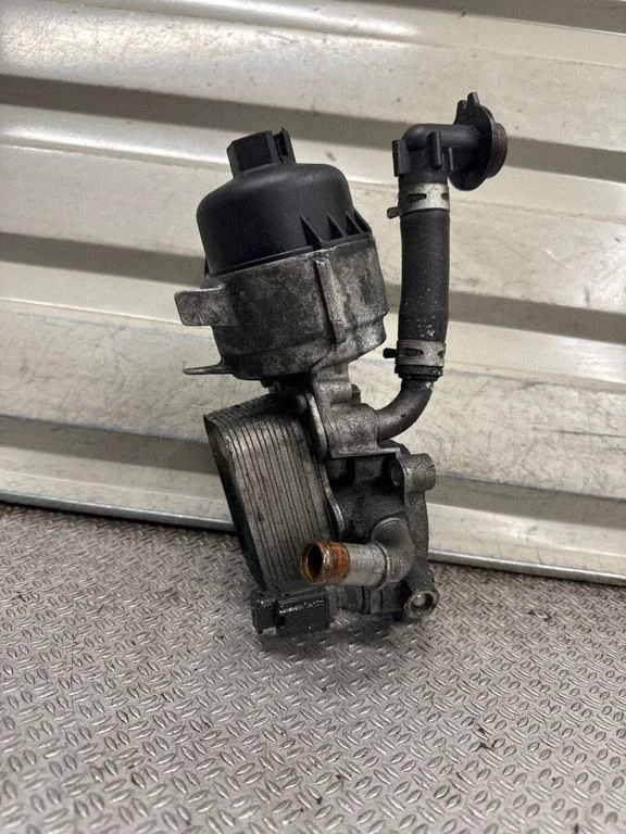Oil filter mounting bracket 9685997780
