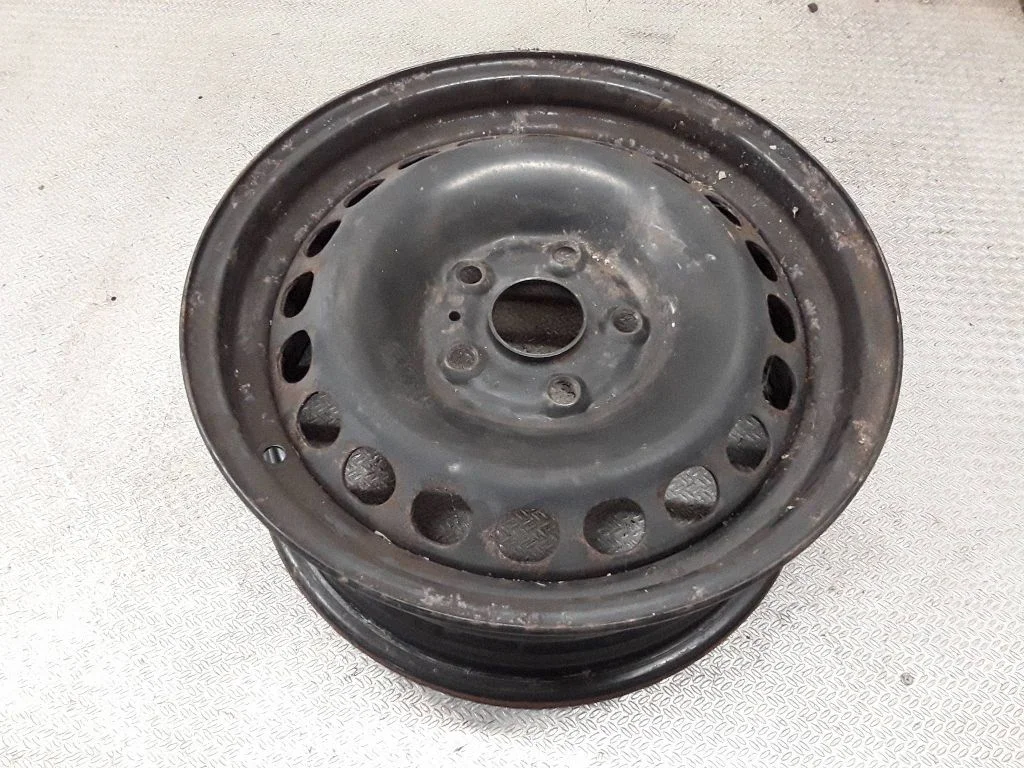 R15 terasvelg (-veljed) 3B0601027D