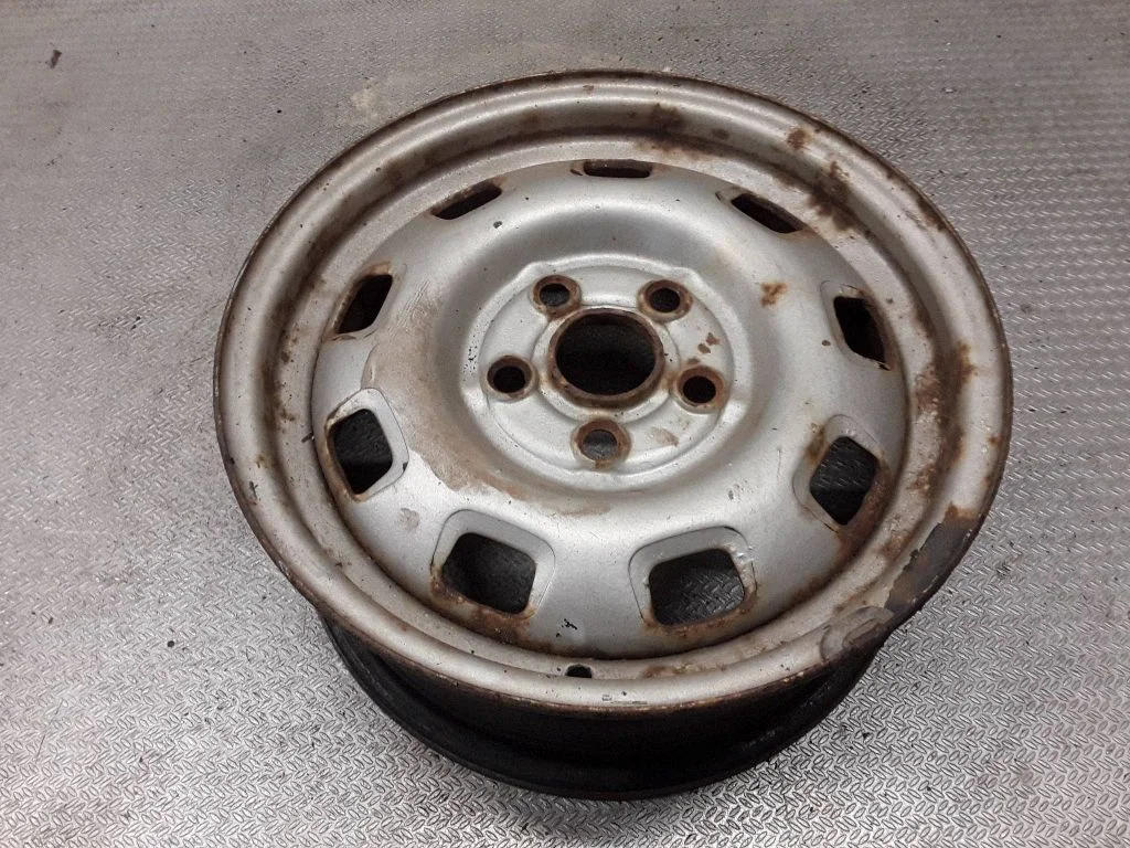 R15 steel rim 701601027A