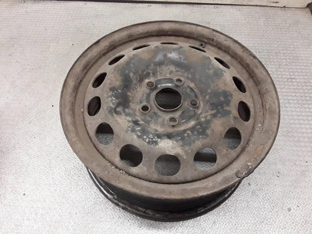 R16 steel rim – Volkswagen Touran I (2003-2010)
