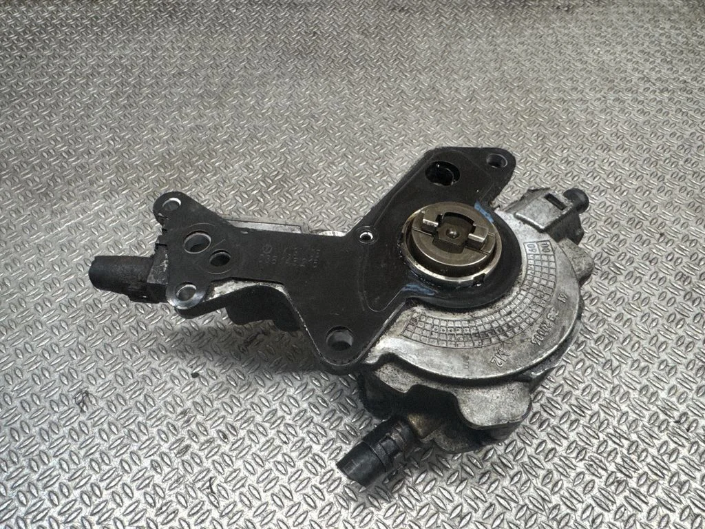 Vaakumpump 038145215
