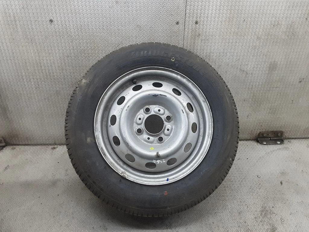 R14 spare wheel – Tata Indica Vista II (2008-2014)