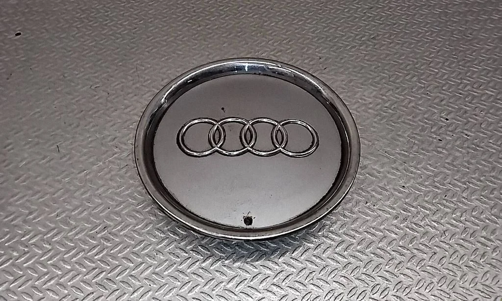 Original wheel cap 8L0601165