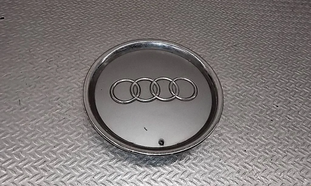 Original wheel cap 8L0601165A