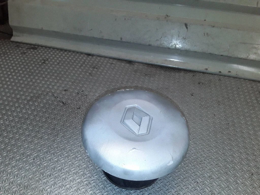 Original wheel cap 7700354341
