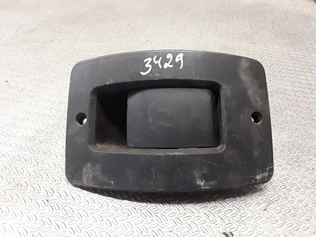 Sliding door interior handle – right