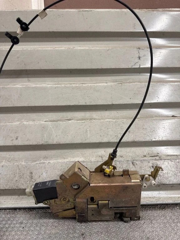 Sliding door lock 005465