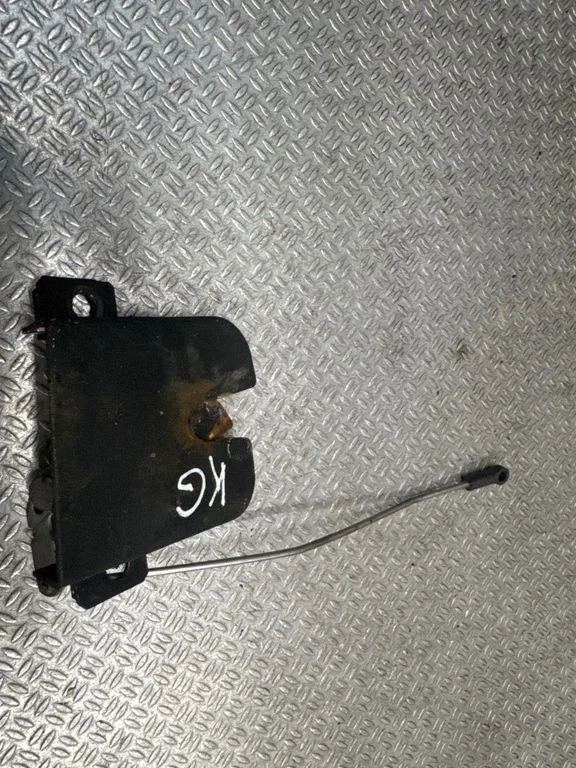 Loading door lock – Volkswagen Transporter - Caravelle T5 (2003-2015)