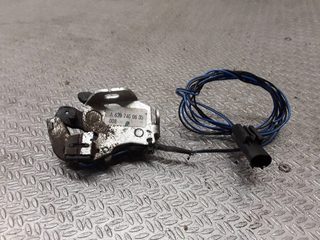 Loading door lock – Mercedes-Benz Vito Viano W447 (2014-)