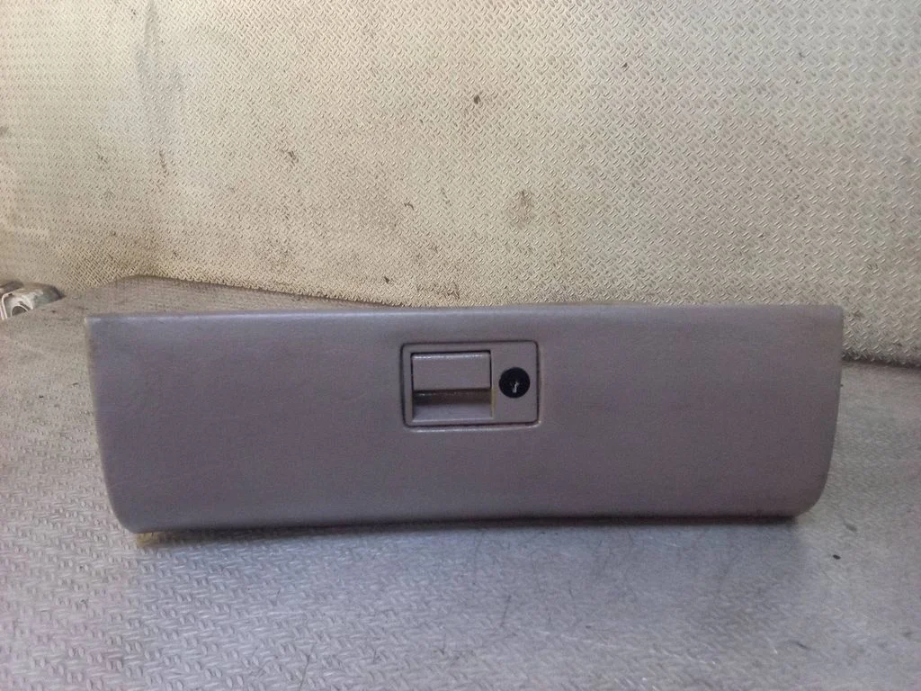 Glove box 3521329R0060