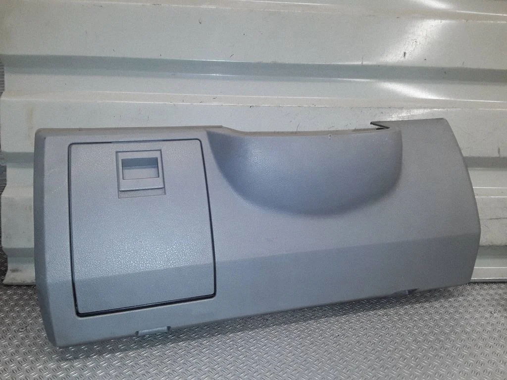 Panel deski rozdzielczej (dolny) 5KG96XDBAB