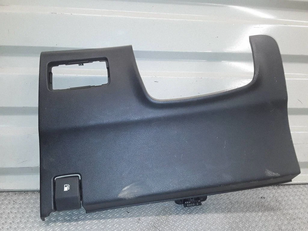 Paneļa apdares panelis (apakšējais) 7671134001