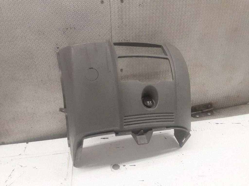 Armatuurlaua keskmine viimistluspaneel 9066800031