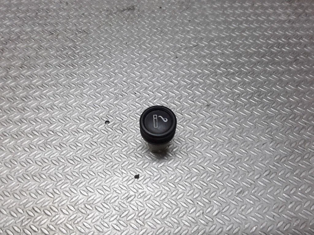 Cigarette lighter