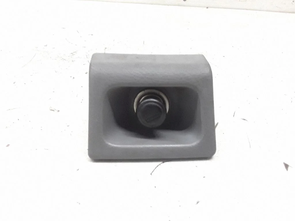 Cigarette lighter