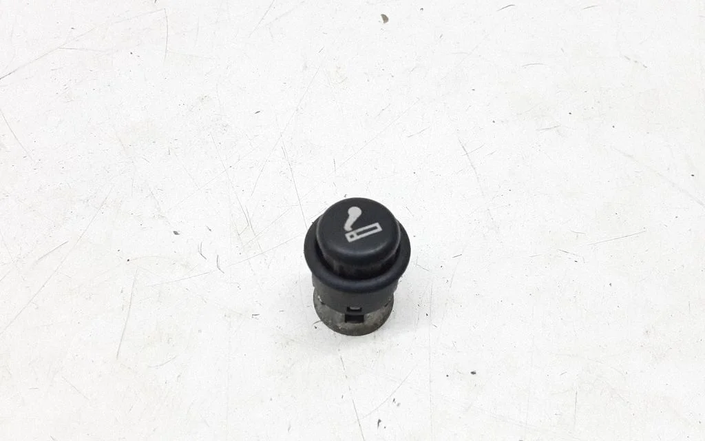 Cigarette lighter – BMW 7 Series E65 E66 (2001-2008)