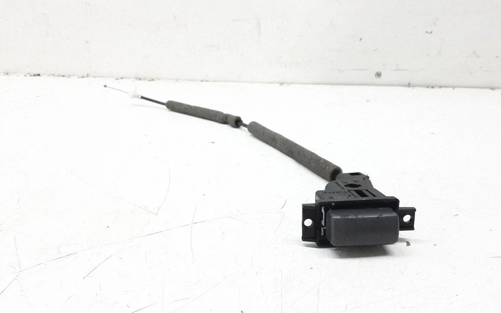 Glove box handle – BMW 7 Series E65 E66 (2001-2008)