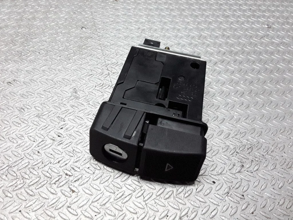 Glove box handle – Audi A8 S8 D2 4D (1994-2002)