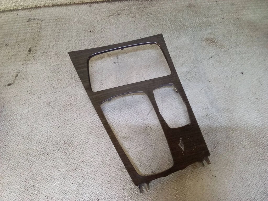 Gear shifter surround trim plastic 917387716