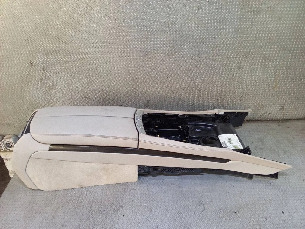 Center console 9112677