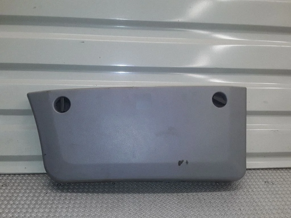 Front door storage pocket/box – Volkswagen Crafter (2006-2016)