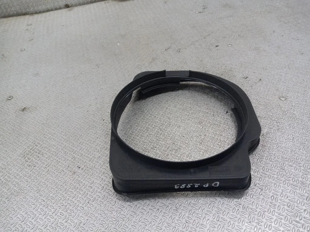 Front door speaker cover trim 7L6035218
