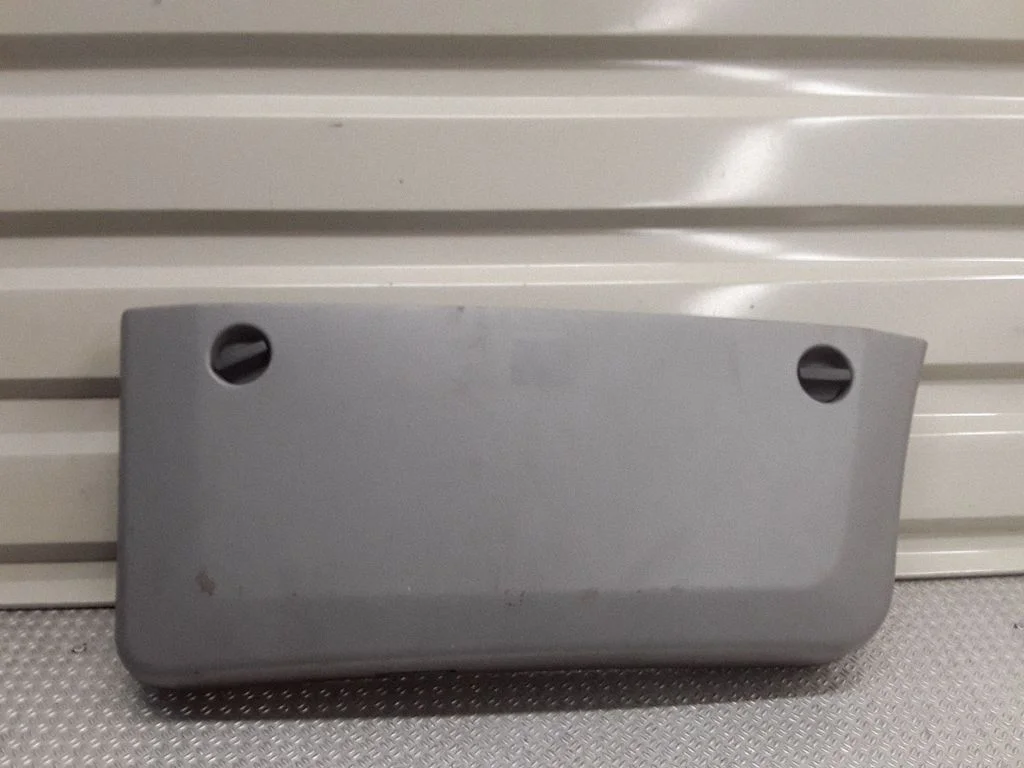 Front door storage pocket/box – Volkswagen Crafter (2006-2016)
