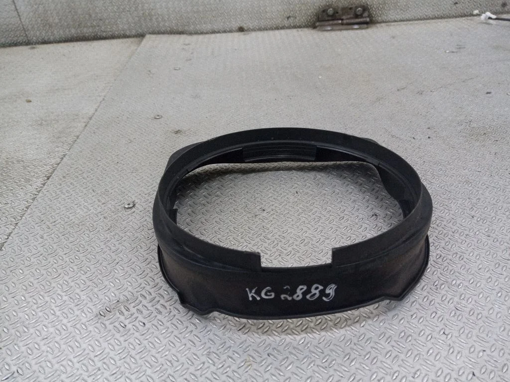Rear door speaker cover trim 7L6035217A